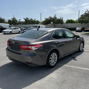 2019 Toyota CAMRY LE 照片 8