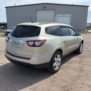 CHEVROLET TRAVERSE LT - 8