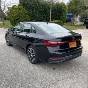 VOLKSWAGEN JETTA SE - 5