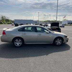 CHEVROLET IMPALA LT - 10