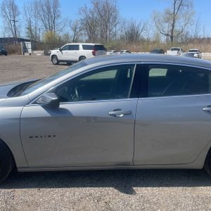 CHEVROLET MALIBU 1LT - 4