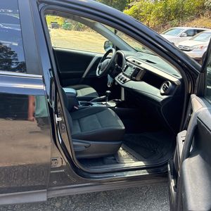 صورة مصغرة 33 لـ 2014 Toyota RAV4 LE