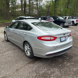 FORD FUSION SE - 5
