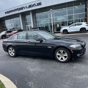 BMW 5-SERIES 528XI - 10