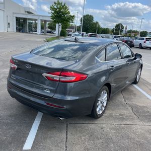 FORD FUSION SE - 8