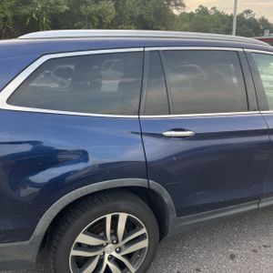 2017 Honda PILOT TOURING 照片 9