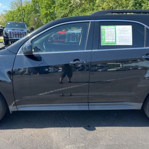 CHEVROLET EQUINOX LT - 4