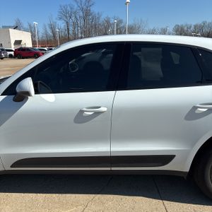 PORSCHE MACAN BASE - 4