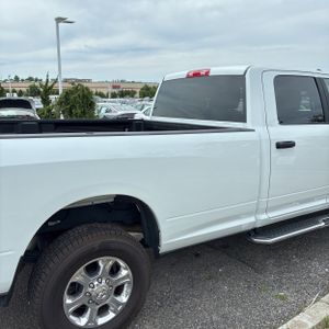 صورة 9 لـ 2024 RAM 3500 BIG HORN