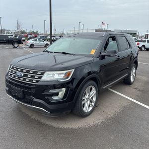 FORD EXPLORER XLT - 1