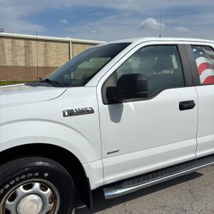 FORD F-150 XL - 2