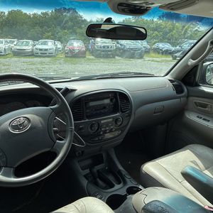 صورة مصغرة 34 لـ 2004 Toyota SEQUOIA SR5