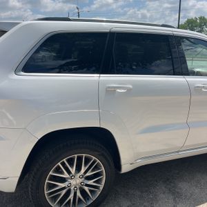 JEEP GRAND CHEROKEE SUMMIT - 9