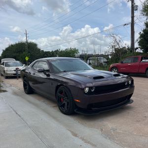 DODGE CHALLENGER SRT HELLCAT - 8