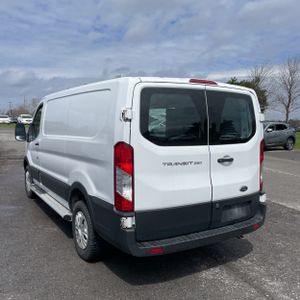 FORD TRANSIT 250 - 5