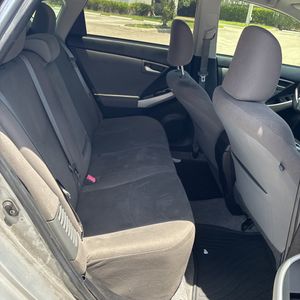 صورة مصغرة 34 لـ 2015 Toyota PRIUS THREE