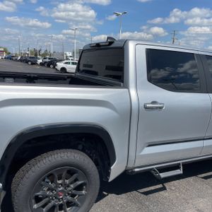 TOYOTA TUNDRA - 9