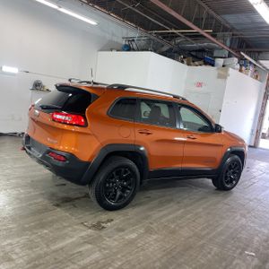 JEEP CHEROKEE TRAILHAWK - 10