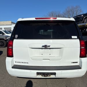 CHEVROLET SUBURBAN PREMIER - 7