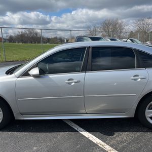 CHEVROLET IMPALA LS - 4