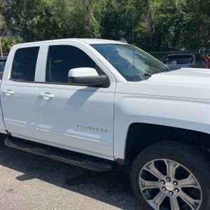 2017 Chevrolet SILVERADO 1500 LT — миниатюра 13
