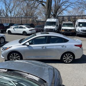 HYUNDAI ACCENT LIMITED - 3