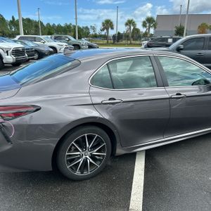 صورة 9 لـ 2024 Toyota CAMRY SE