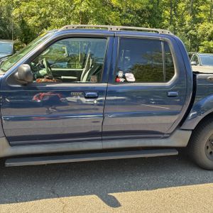 صورة 4 لـ 2005 FORD EXPLORER SPORT TRAC XLT