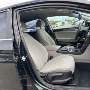 2017 Hyundai SONATA SE 缩略图 33