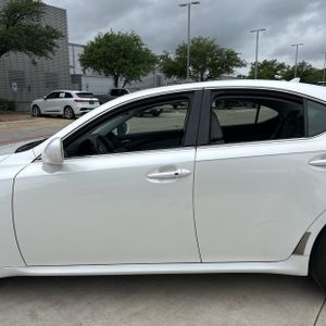 LEXUS IS 250 BASE - 4