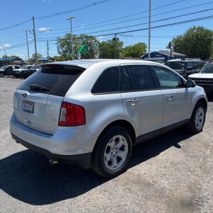 FORD EDGE SEL - 8