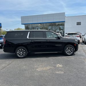 CHEVROLET SUBURBAN LS - 10