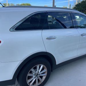 صورة 9 لـ 2020 KIA SORENTO LX