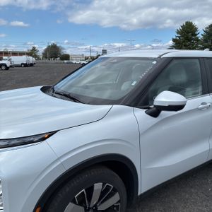 MITSUBISHI OUTLANDER SE 2.5 S-AWC - 2