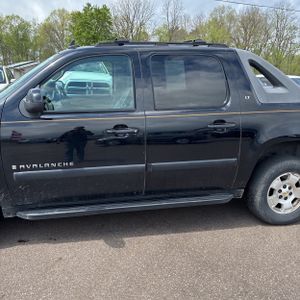 CHEVROLET AVALANCHE - 4