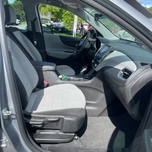 صورة مصغرة 33 لـ 2023 Chevrolet EQUINOX LS