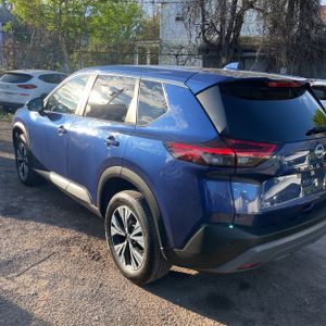 NISSAN ROGUE SV - 4