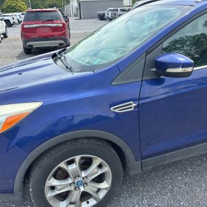 FORD ESCAPE SEL - 2