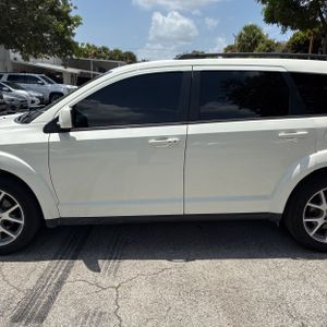 2017 Dodge JOURNEY SXT — фото 4