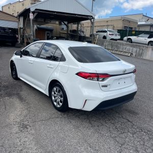 صورة 4 لـ 2023 Toyota COROLLA LE