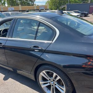 BMW 330I XDRIVE - 6
