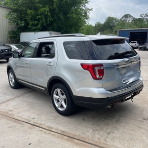 FORD EXPLORER XLT - 5