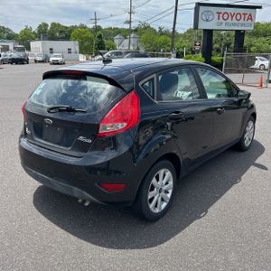FORD FIESTA SE - 8