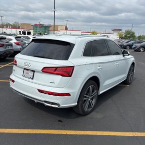 AUDI Q5 PREMIUM PLUS - 8