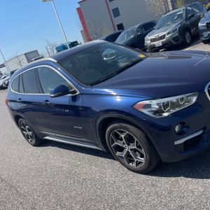 BMW X1 XDRIVE28I - 10