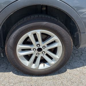 2017 FORD EXPLORER XLT 缩略图 18