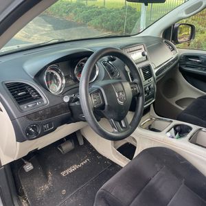 2014 Dodge GRAND CARAVAN SXT — миниатюра 36