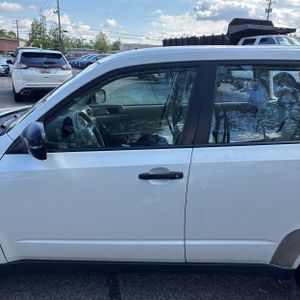 SUBARU FORESTER X - 4