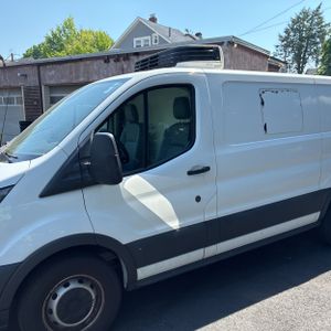FORD TRANSIT 150 - 2