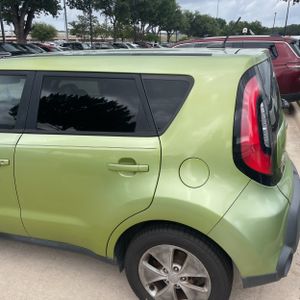 صورة 4 لـ 2015 KIA SOUL BASE